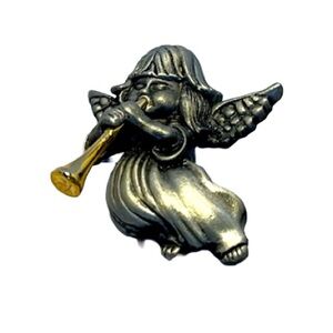 Vintage Daria Pewter Angel Pin playing Trumpet
